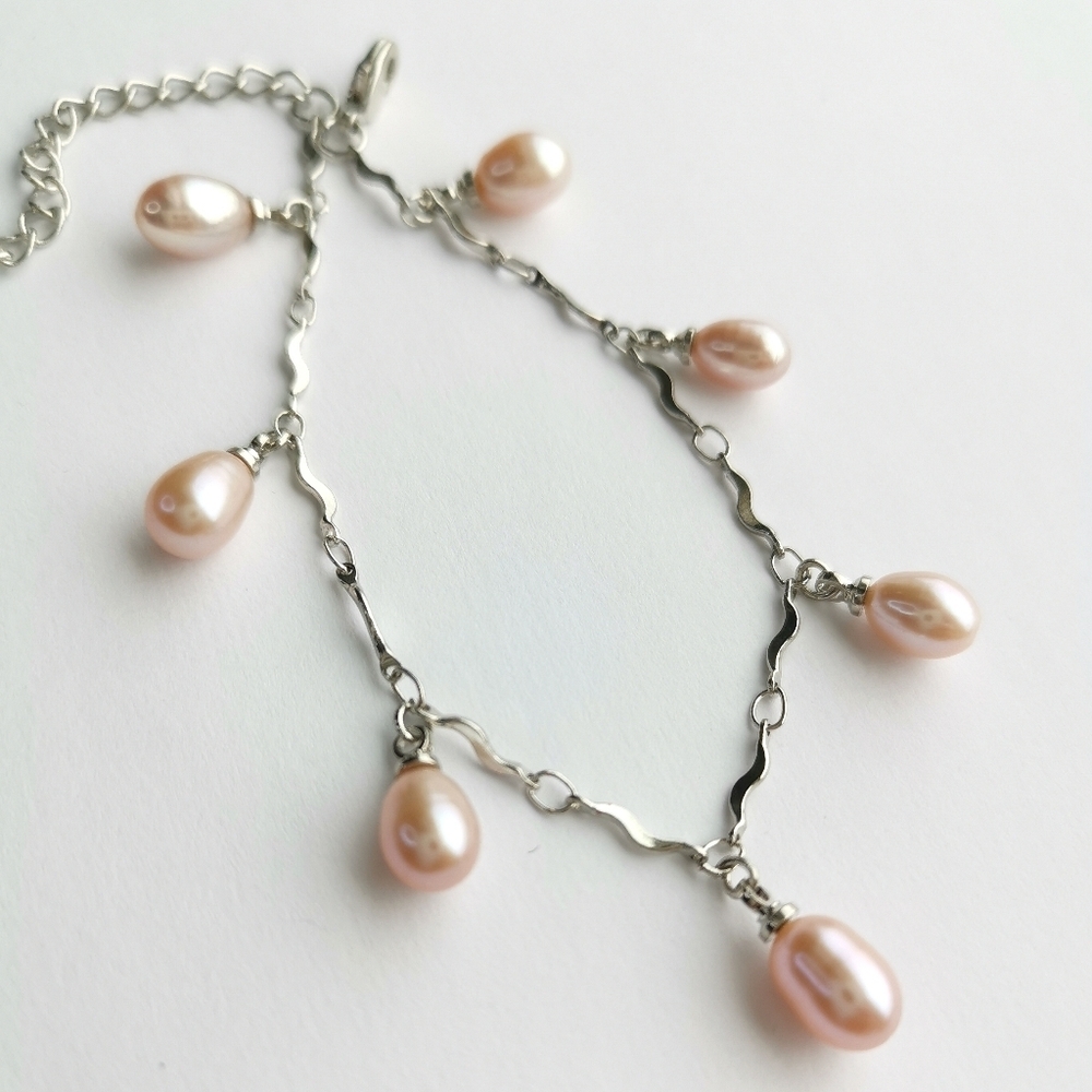 Blush Pink freshwater pearl droplet bracelet 🆕